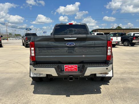 Used 2021 Ford F350 Lariat w/ Lariat Value Package AWD/4WD image 6