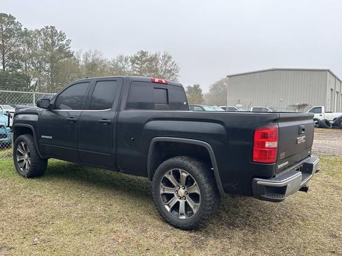 Used 2017 GMC Sierra 1500 SLE w/ SLE Value Package image 8
