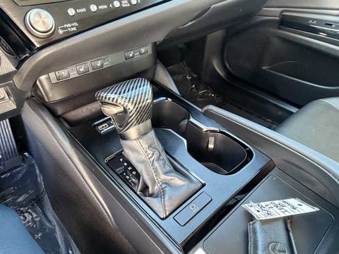 Used 2023 Lexus ES 350 w/ Premium Package FWD image 8