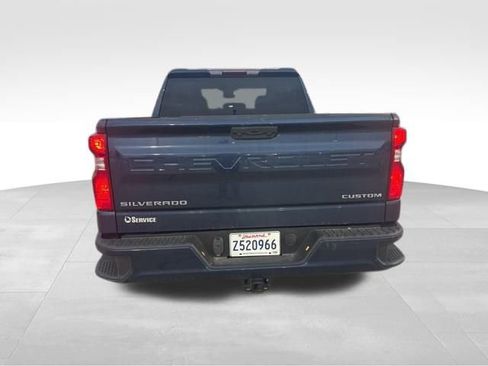 Used 2023 Chevrolet Silverado 1500 Custom image 5