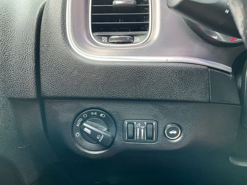 Used 2021 Dodge Charger R/T w/ Performance Handling Group RWD image 17
