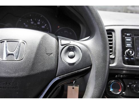 Used 2022 Honda HR-V LX image 18