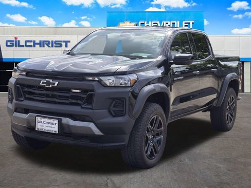 New 2025 Chevrolet Colorado Trail Boss w/ Midnight Edition AWD/4WD image 4