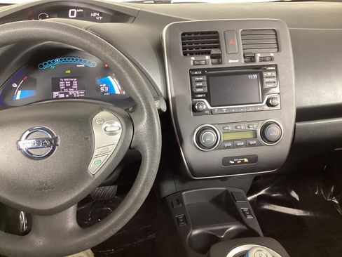 Used 2017 Nissan Leaf S w/ Charge Package image 25