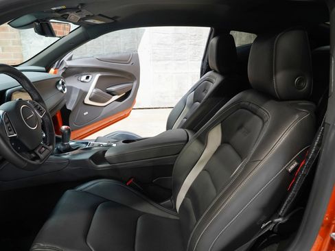 Used 2022 Chevrolet Camaro SS RWD image 31