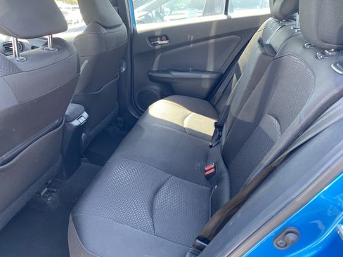 Used 2019 Toyota Prius LE w/ Carpet Mat Package FWD image 14