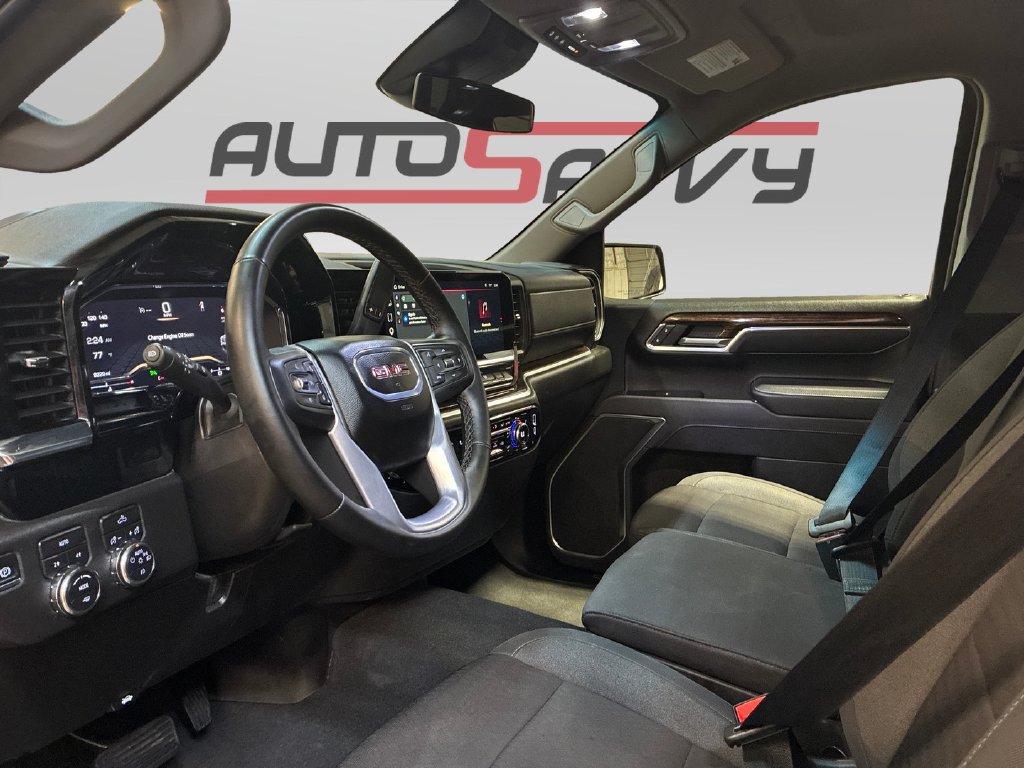 Used 2025 GMC Sierra 1500 Elevation AWD/4WD image 10