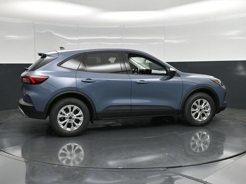 New 2026 Ford Escape Active w/ Tech Pack #1 AWD/4WD image 2