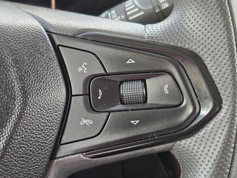 Used 2025 Chevrolet TrailBlazer LT AWD/4WD image 18
