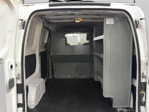 Used 2020 Nissan NV200 SV FWD image 17
