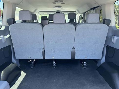 Used 2015 Ford Transit 150 XLT image 10