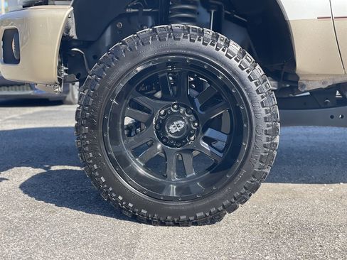 Used 2012 Ford F250 King Ranch w/ King Ranch w/Chrome Pkg image 39