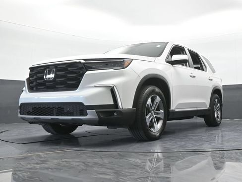 Used 2025 Honda Pilot EX-L image 59