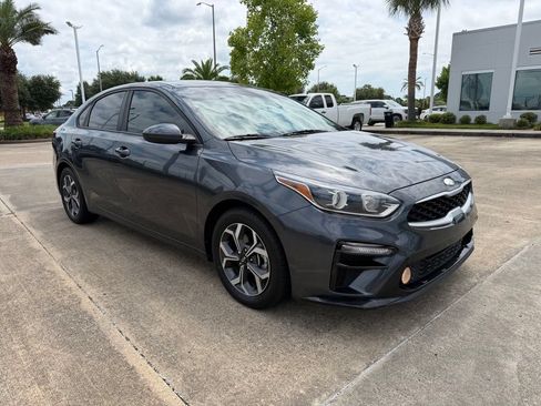 Used 2019 Kia Forte LXS FWD image 7