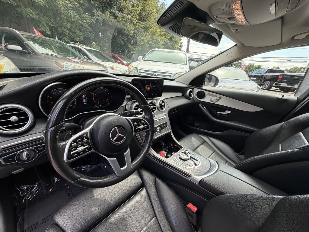 Used 2021 Mercedes-Benz C 300 4MATIC Sedan image 11