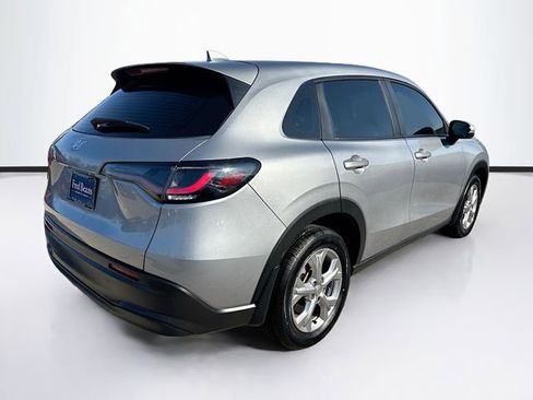 Certified 2023 Honda HR-V LX image 7