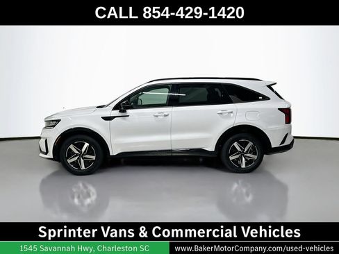 Used 2023 Kia Sorento S w/ Panoramic Sunroof Package FWD image 2