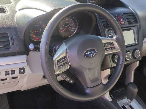 Used 2015 Subaru Forester 2.5i Premium image 14