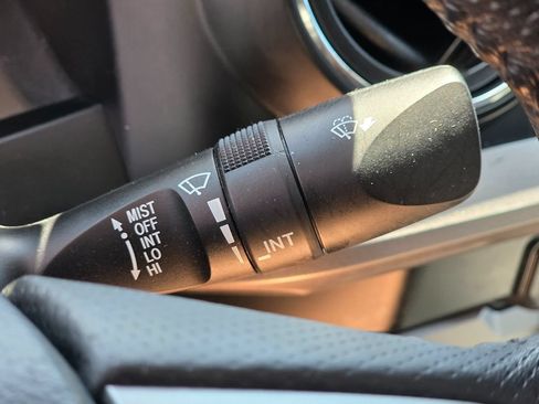 Used 2019 Toyota Tacoma SR5 RWD image 48