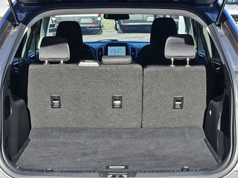 Used 2022 Ford Edge SE image 28