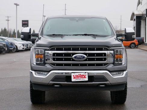 Used 2021 Ford F150 Lariat image 2