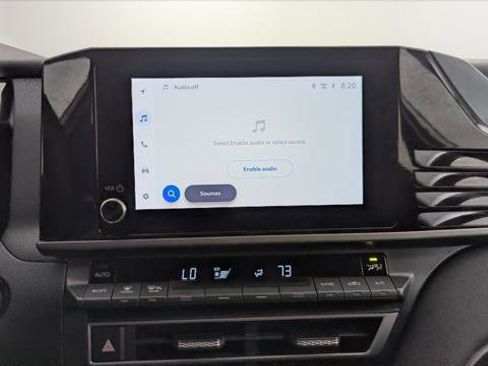 Used 2025 Toyota Camry LE image 27