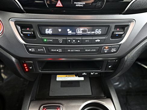 Used 2022 Honda Pilot Special Edition image 15