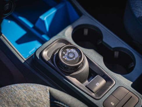 New 2025 Ford Maverick XLT w/ XLT Luxury Package image 21