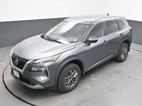 Used 2023 Nissan Rogue S AWD/4WD image 29
