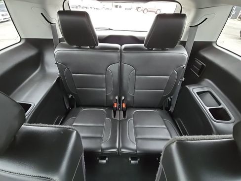 Used 2020 GMC Acadia SLT image 21