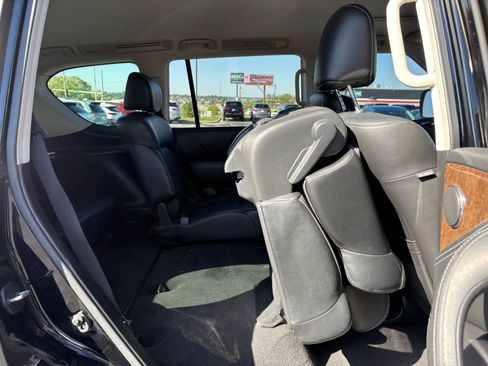 Used 2017 INFINITI QX80 4WD image 21