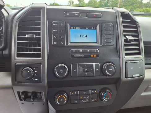 Used 2022 Ford F550 4x4 Regular Cab Super Duty image 18