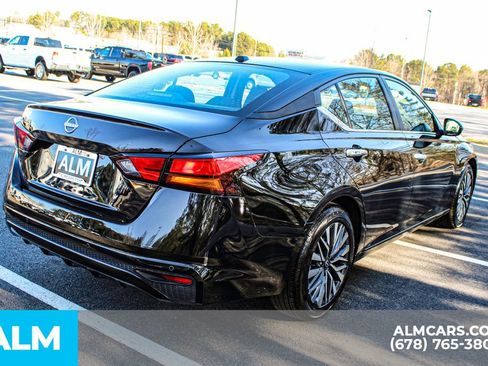 Used 2025 Nissan Altima 2.5 SV image 6