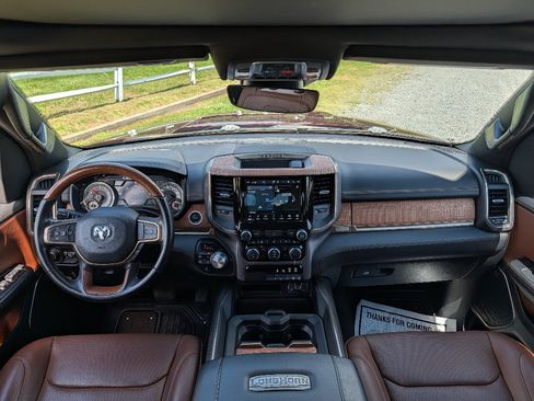 Used 2022 RAM 1500 Limited w/ Body Color Bumper Group AWD/4WD image 30