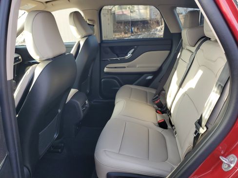 New 2026 Lincoln Corsair Premiere image 25