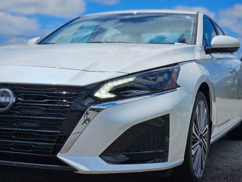 New 2025 Nissan Altima 2.5 SL image 7