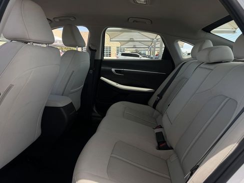 Used 2025 Hyundai Sonata SEL FWD image 26