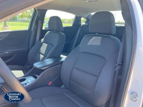 Used 2024 Chevrolet Malibu LT FWD image 12