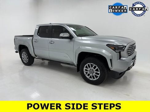 Used 2025 Toyota Tacoma Limited image 1