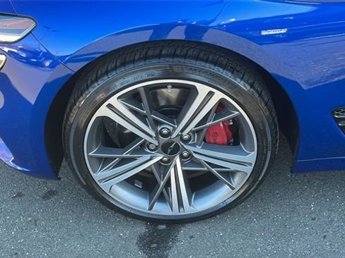 Used 2025 Genesis G70 3.3T Advanced image 3