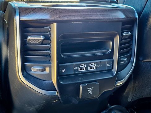 Used 2025 RAM 2500 Laramie AWD/4WD image 45