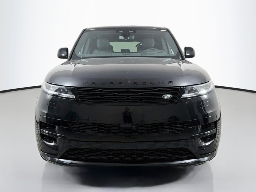 New 2027 Land Rover Range Rover Sport Dynamic SE AWD/4WD image 2