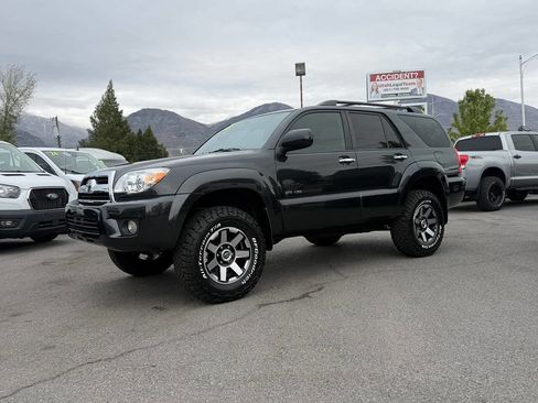 Used 2008 Toyota 4Runner SR5 image 1