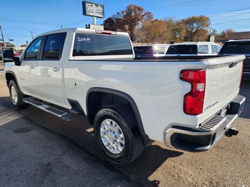Used 2023 Chevrolet Silverado 2500 LT w/ Convenience Package image 5
