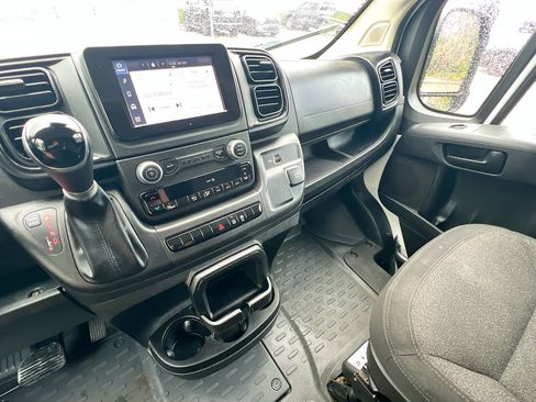 Used 2023 RAM ProMaster 2500 FWD image 26