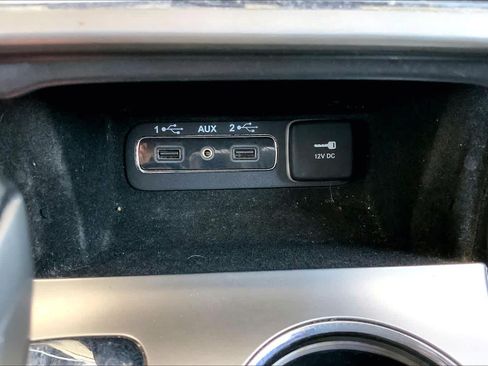 Used 2018 Jeep Grand Cherokee Altitude RWD image 32