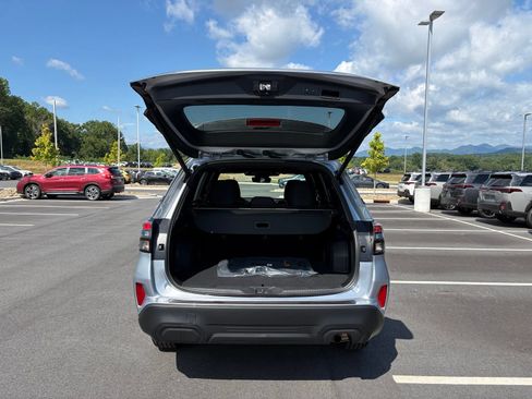 New 2026 Subaru Forester Premium AWD/4WD image 9