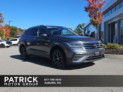 Certified 2023 Volkswagen Tiguan SE w/ Panoramic Sunroof Package