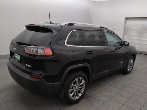 Used 2019 Jeep Cherokee Latitude Plus w/ Comfort/Convenience Group FWD image 10