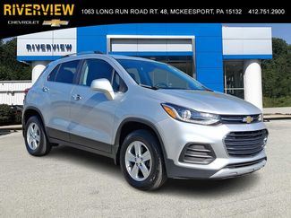 Used 2019 Chevrolet Trax LT w/ LT Convenience Package image 1